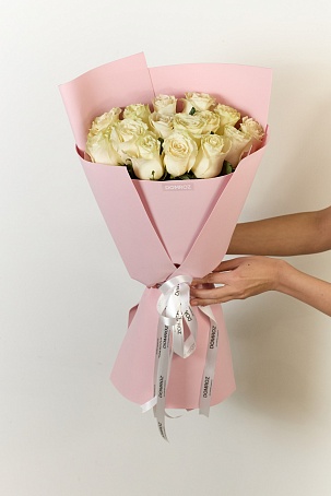 Букет 15 роз Эквадор Белых